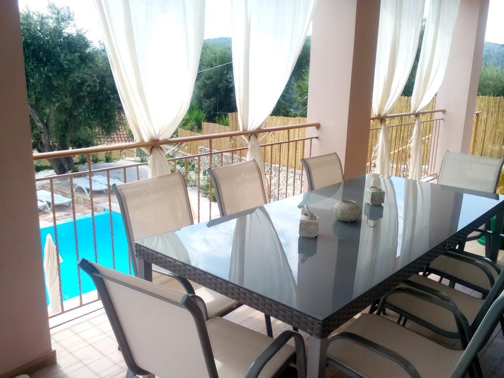 Villa Androniki Longos  Ngoại thất bức ảnh